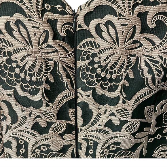 Tahari Women's Pink and Black Lace Jacquard Brocade‎ Sheath Dress Size 2 - Picture 9 of 10